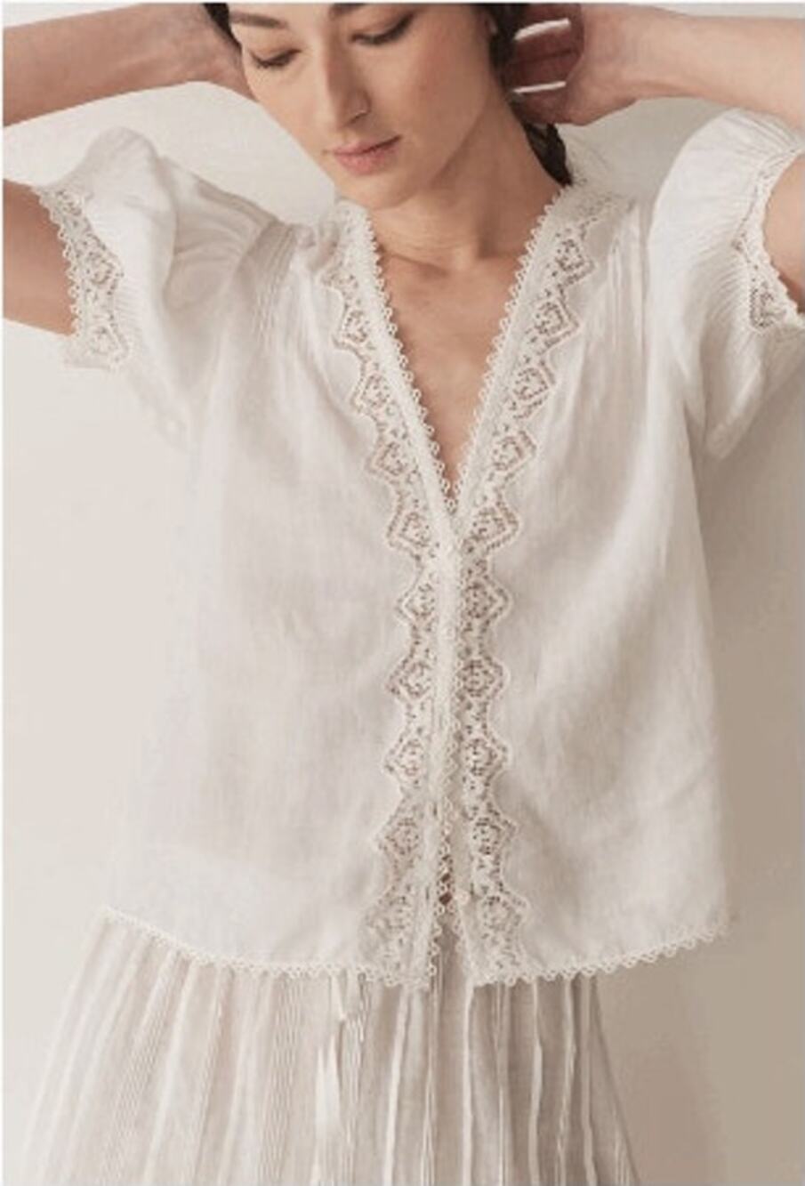 NEW! Doen 'Brigitta' Lace Trim V-Neck Ramie Top in SALT (XS)